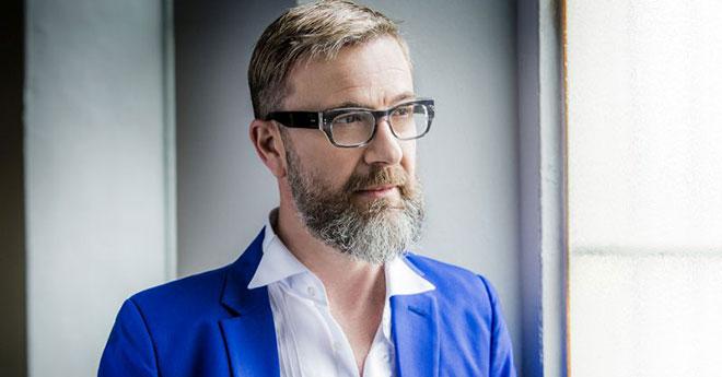Marco Masini torna sul palco con “Spostato di un secondo”