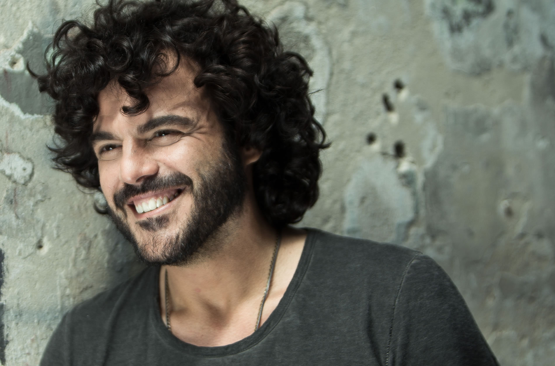Francesco Renga in concerto a Villa Bertelli