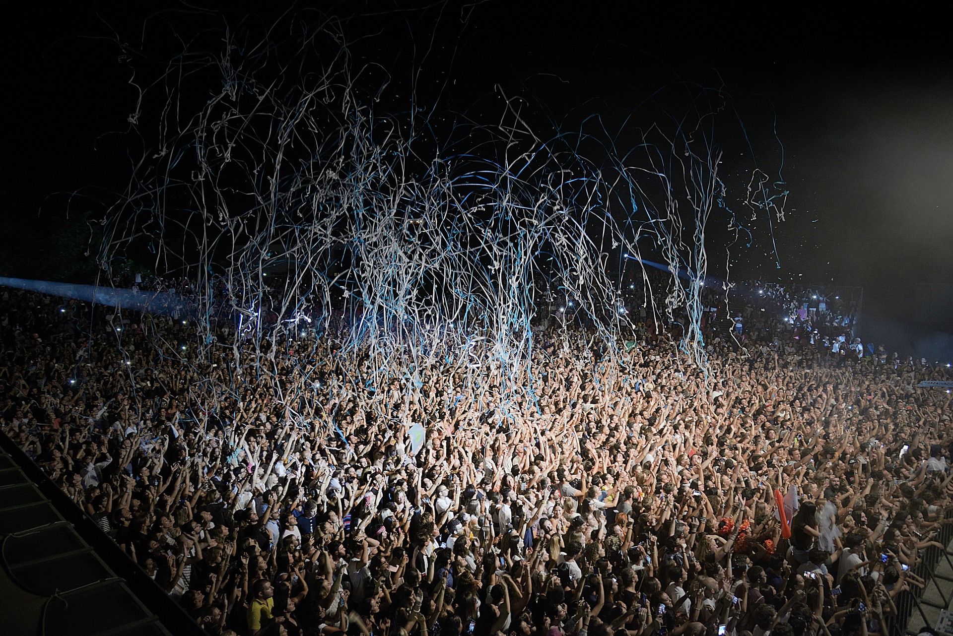 COMPLETAMENTE SOLD OUT non è solo il nome dell’album di TheGiornalisti
